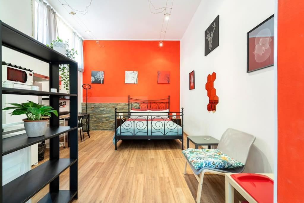 בולוניה Central And Cozy Loft With Courtyard מראה חיצוני תמונה