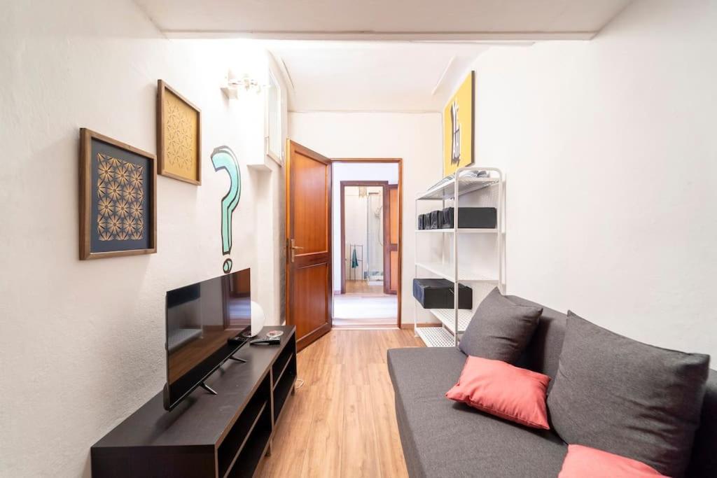 בולוניה Central And Cozy Loft With Courtyard מראה חיצוני תמונה